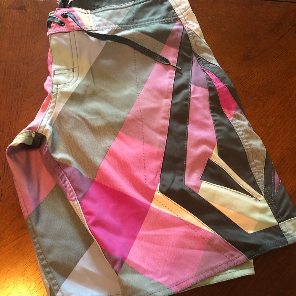 Women’s board shorts